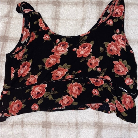 Rose Print Cropped Tank top
